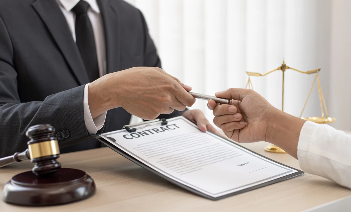 Comment choisir le bon avocat en droit de la famille : les étapes clés à suivre