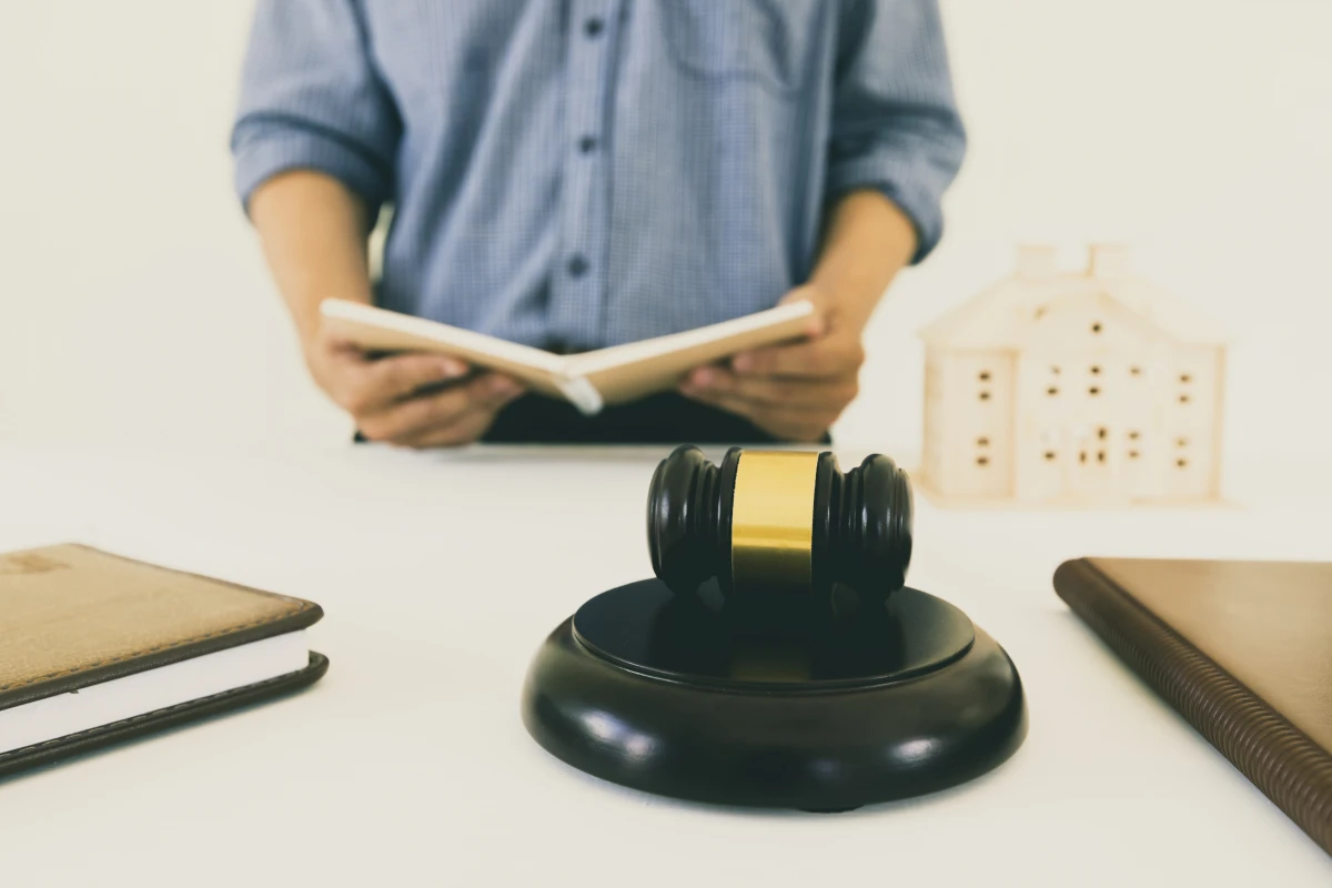 Le droit immobilier et l'achat de votre première maison : ce qu'il faut savoir